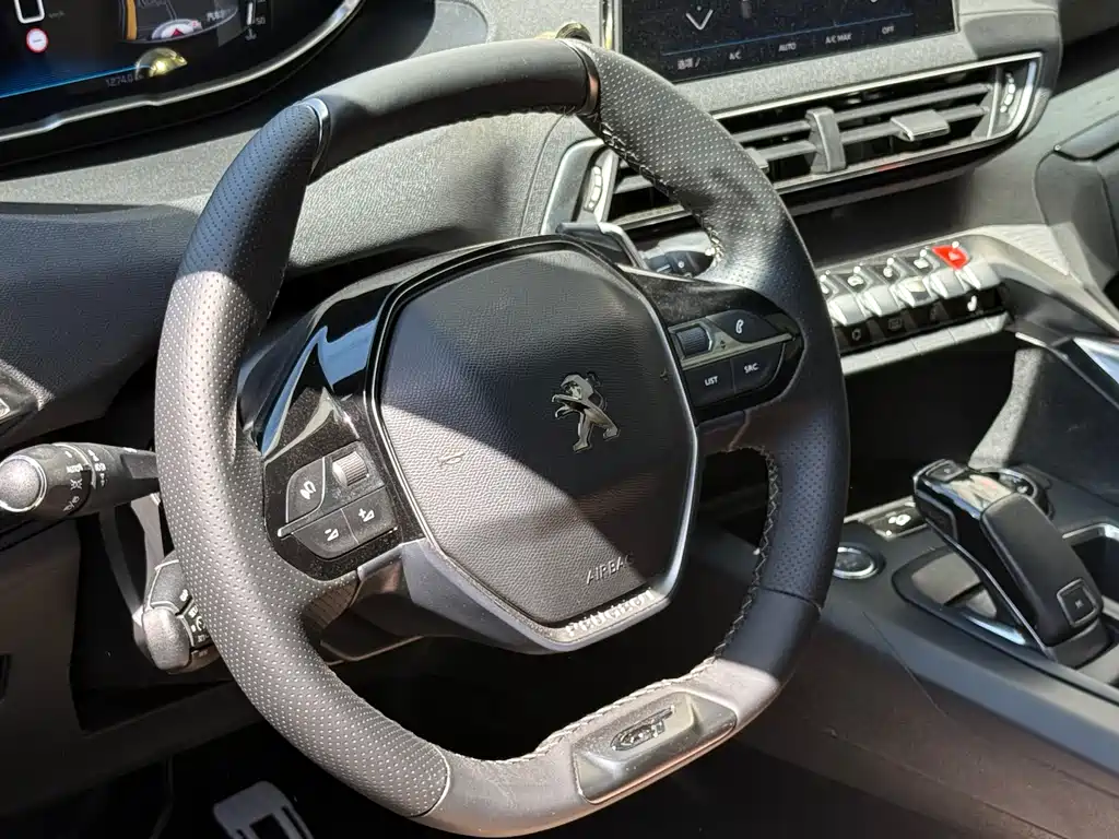 Peugeot 5008 380 THP 7-seat Luxury GT