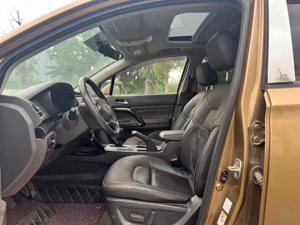 GAC Trumpchi GS4 200 T Manual Luxury