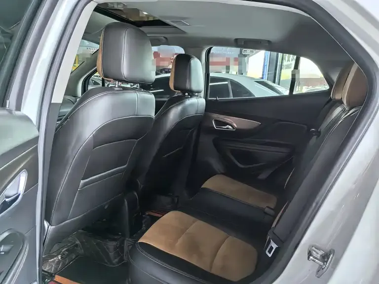 Buick Encore 昂科拉 2015款 1.4 T 自动四驱全能旗舰型