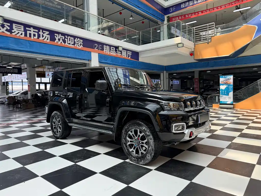 BAIC BJ40 2.0 T Auto 4 WD City Hunter Swordsman