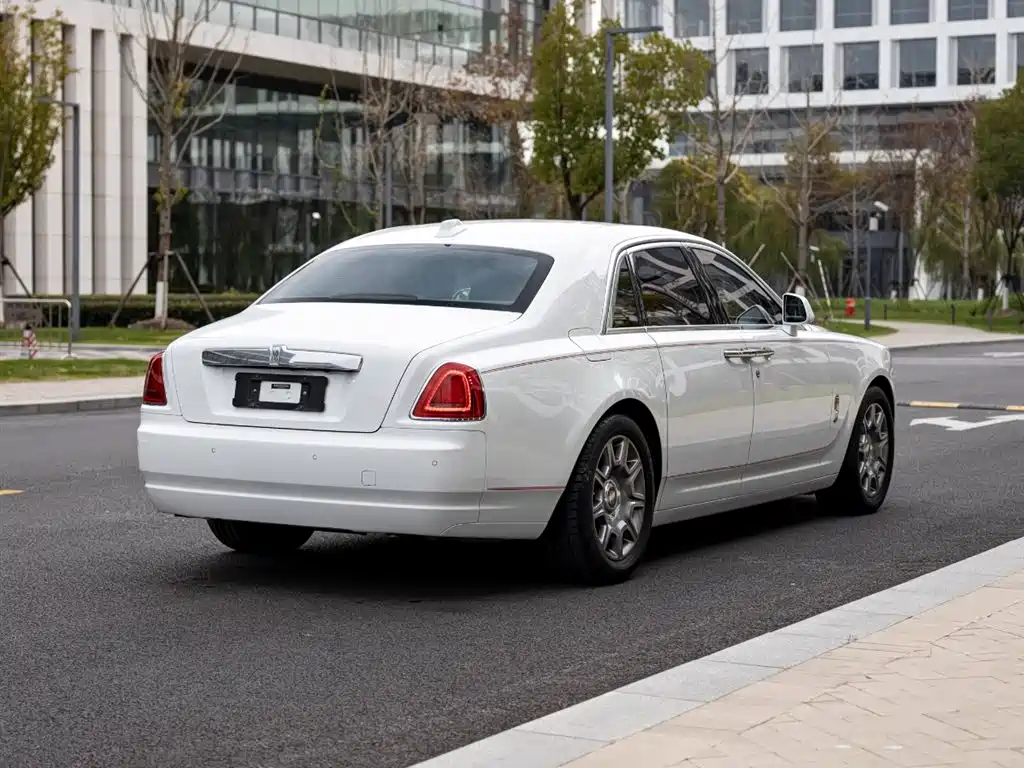 Ghost 6.6 T Standard Wheelbase