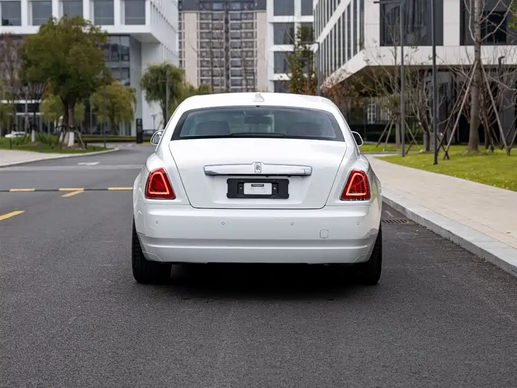 Ghost 6.6 T Standard Wheelbase