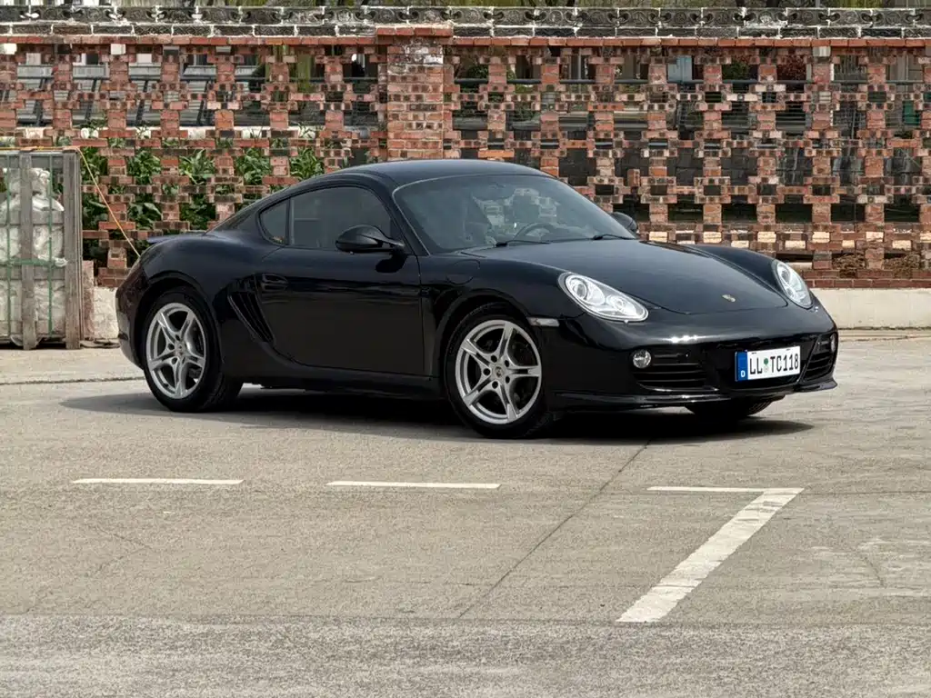 Cayman Cayman Black Edition 2.9 L