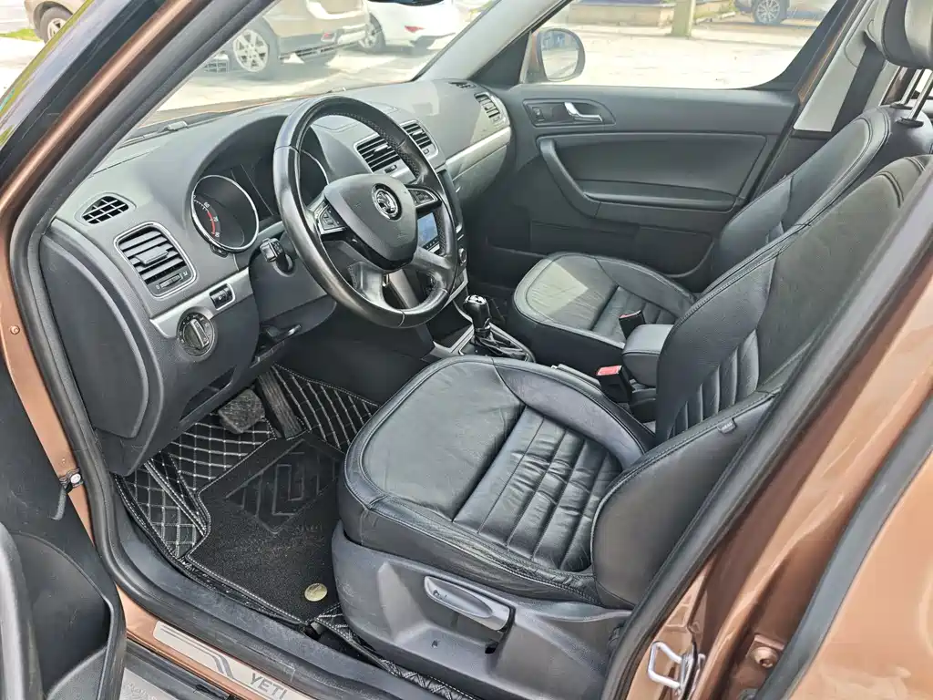 Yeti 1.8 TSI DSG Arctic