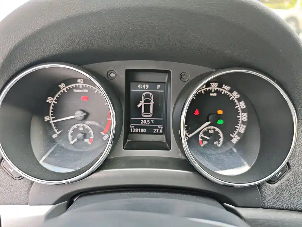 Yeti 1.8 TSI DSG Arctic