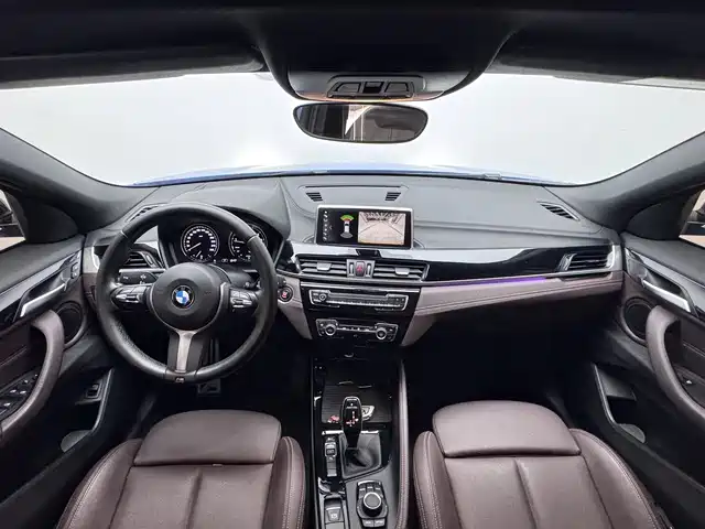 BMW X2 sDrive25 i Leading M Offroad Package