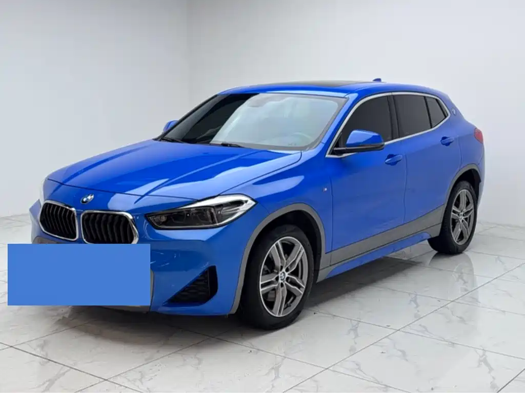 BMW X2 sDrive25 i Leading M Offroad Package