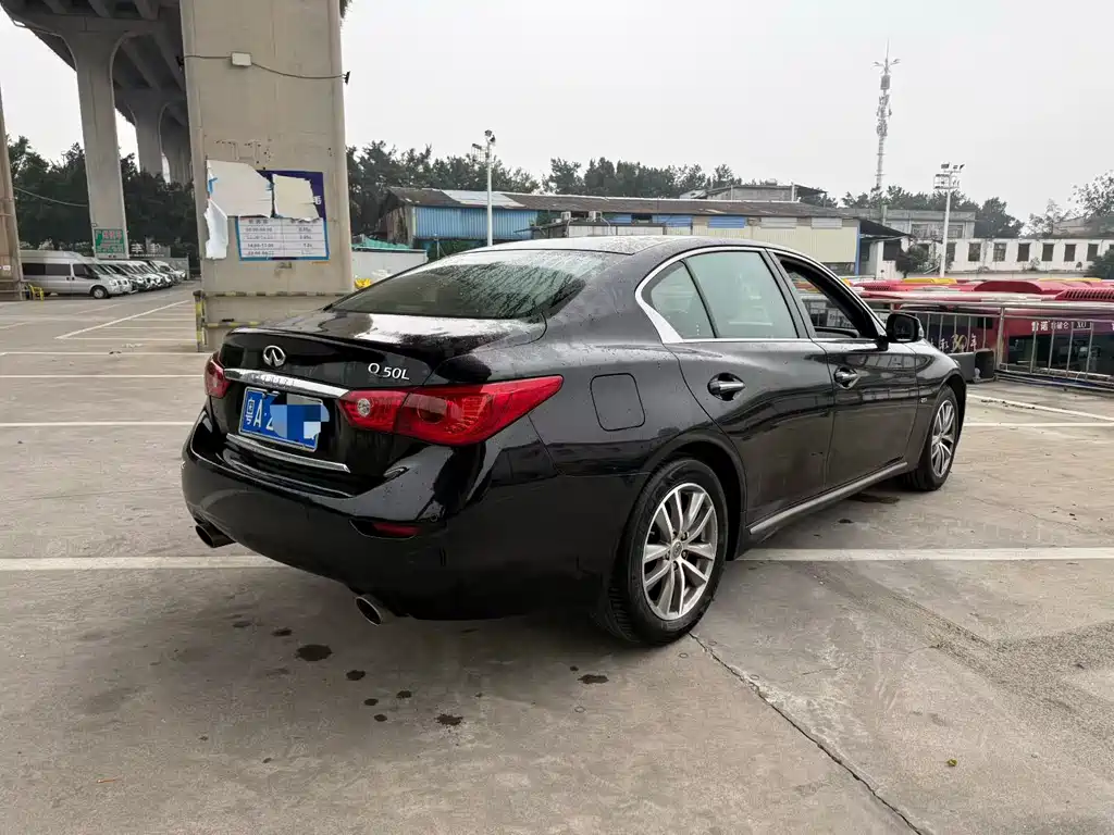 Infiniti Q50 L 2.0 T Joy