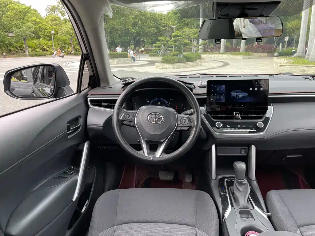 Frontlander 2.0 L CVT Luxury