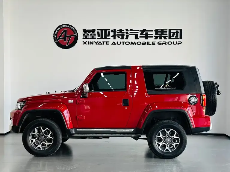 BAIC BJ40 2.0 T Auto 4 WD Tribute 2020 Swordsman