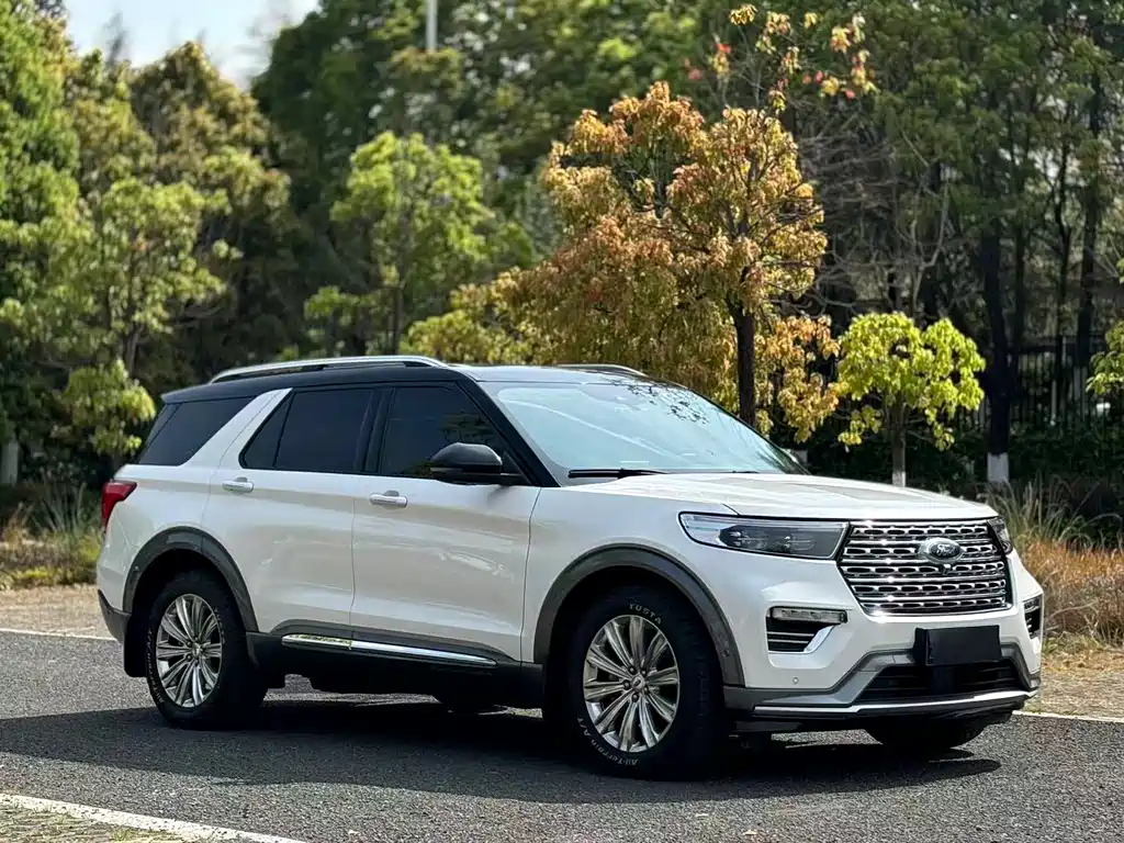 Explorer EcoBoost 285 4 WD Titanium 7-seat