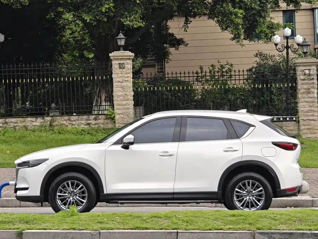 Mazda CX-5 Facelift 2.0 L Auto 2 WD Smart Supreme