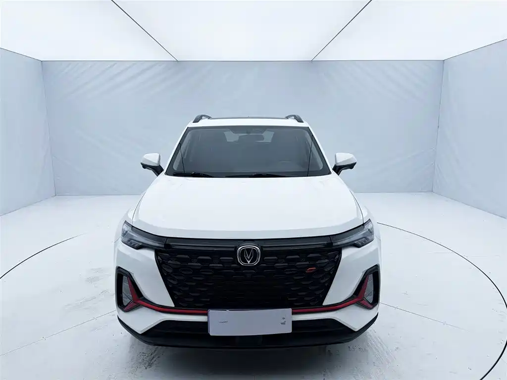 Changan CS35 PLUS Blue Whale NE 1.4 T DCT Distinguished