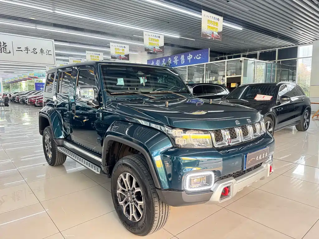 BAIC BJ40 北京越野BJ40 2020款 2.0 T 自动两驱城市猎人版侠客型