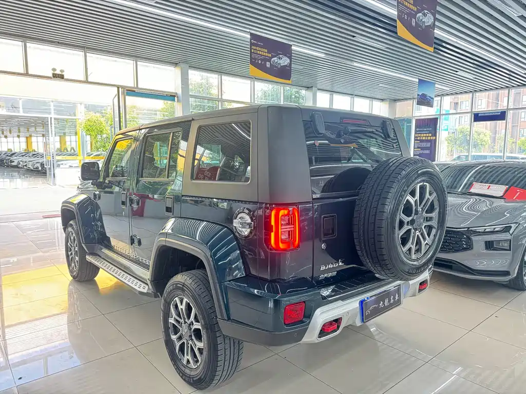 BAIC BJ40 北京越野BJ40 2020款 2.0 T 自动两驱城市猎人版侠客型