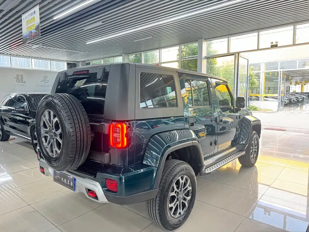 BAIC BJ40 北京越野BJ40 2020款 2.0 T 自动两驱城市猎人版侠客型