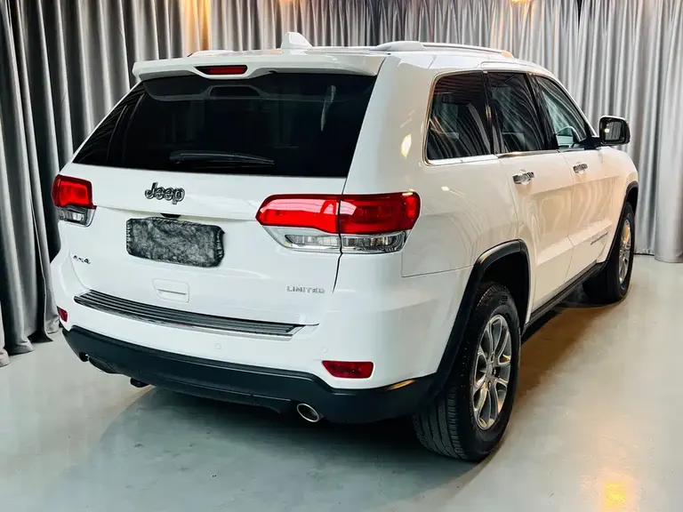 Jeep Grand Cherokee (Import) 3.6 L Elite Navigation