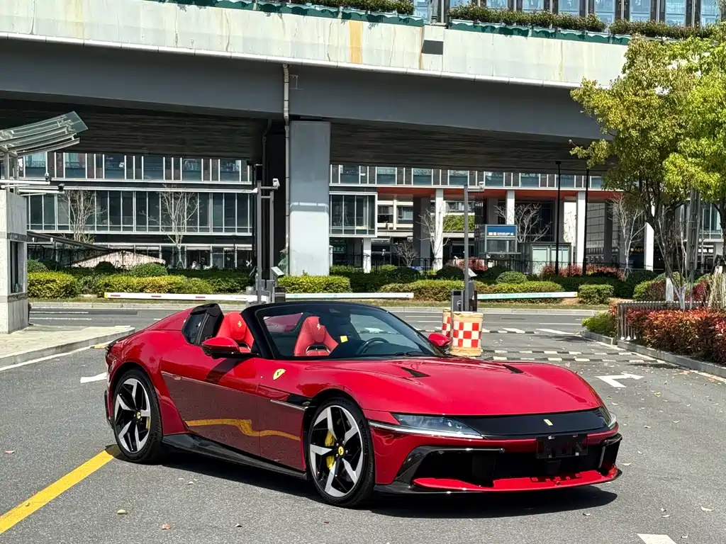 法拉利12 Cilindri 法拉利12 Cilindri 2024款 6.5 L Spider