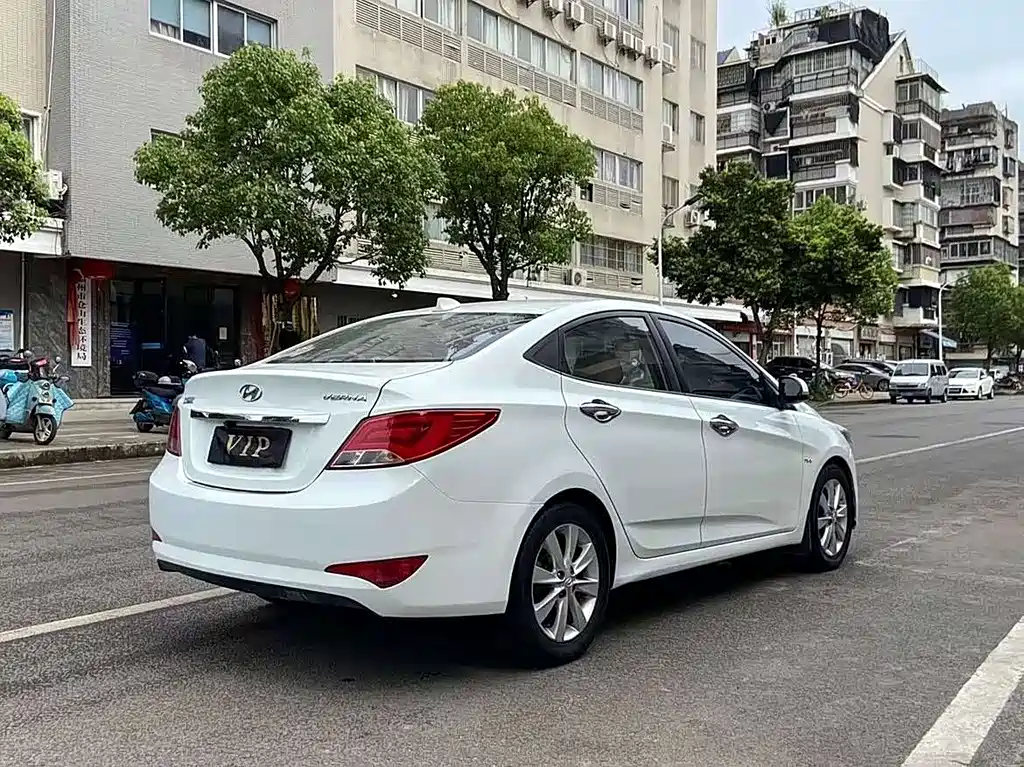 Accent 1.4 L Manual Intelligent GLS