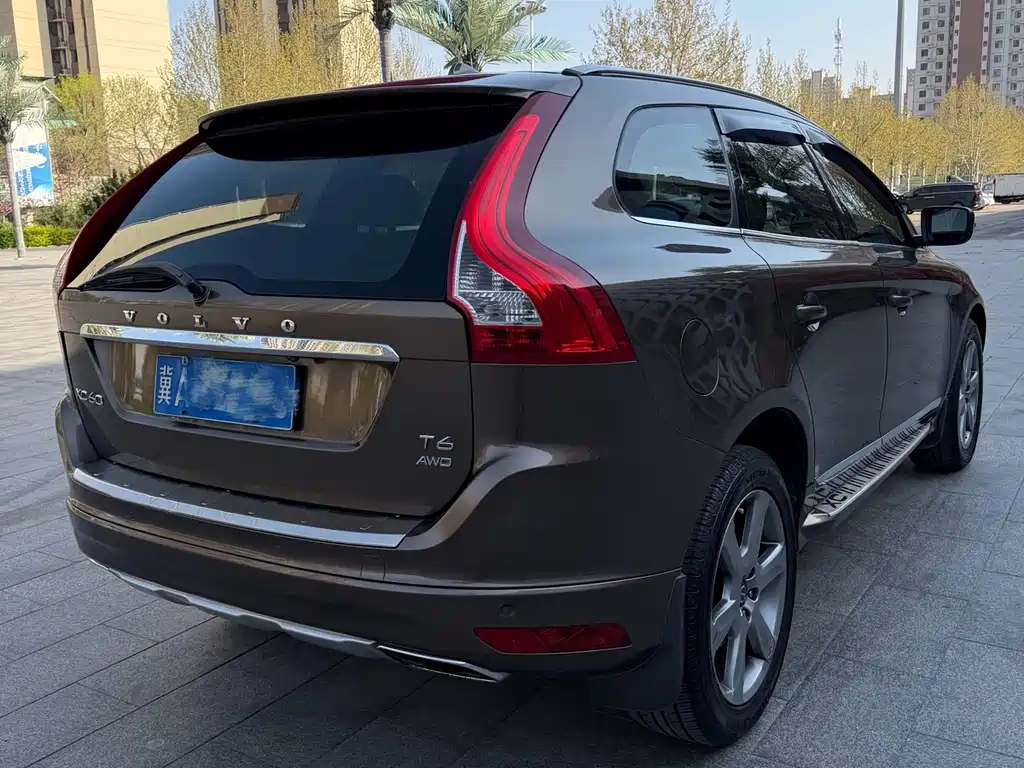 Volvo XC60 (Import) 沃尔沃XC60(进口) 2015款 T6 智逸版