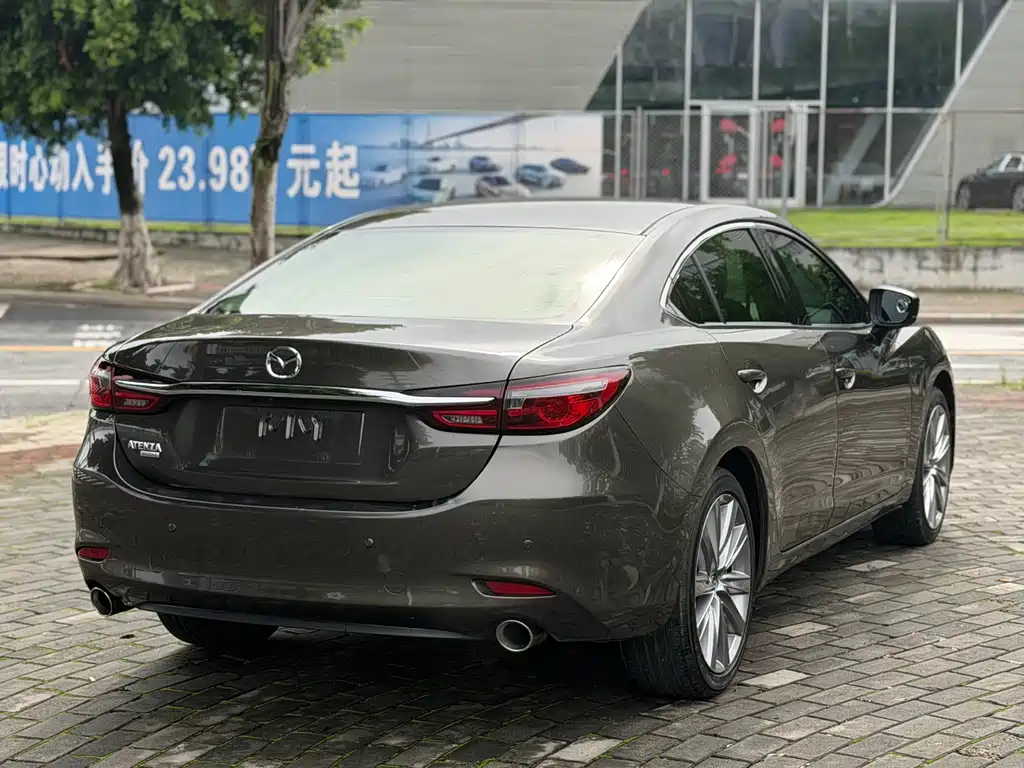 Atenza 2.5 L Blue Sky Sport