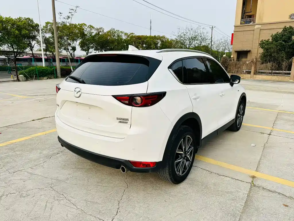 Mazda CX-5 Cloud Control 2.5 L Auto 2 WD Smart Supreme CN-VI