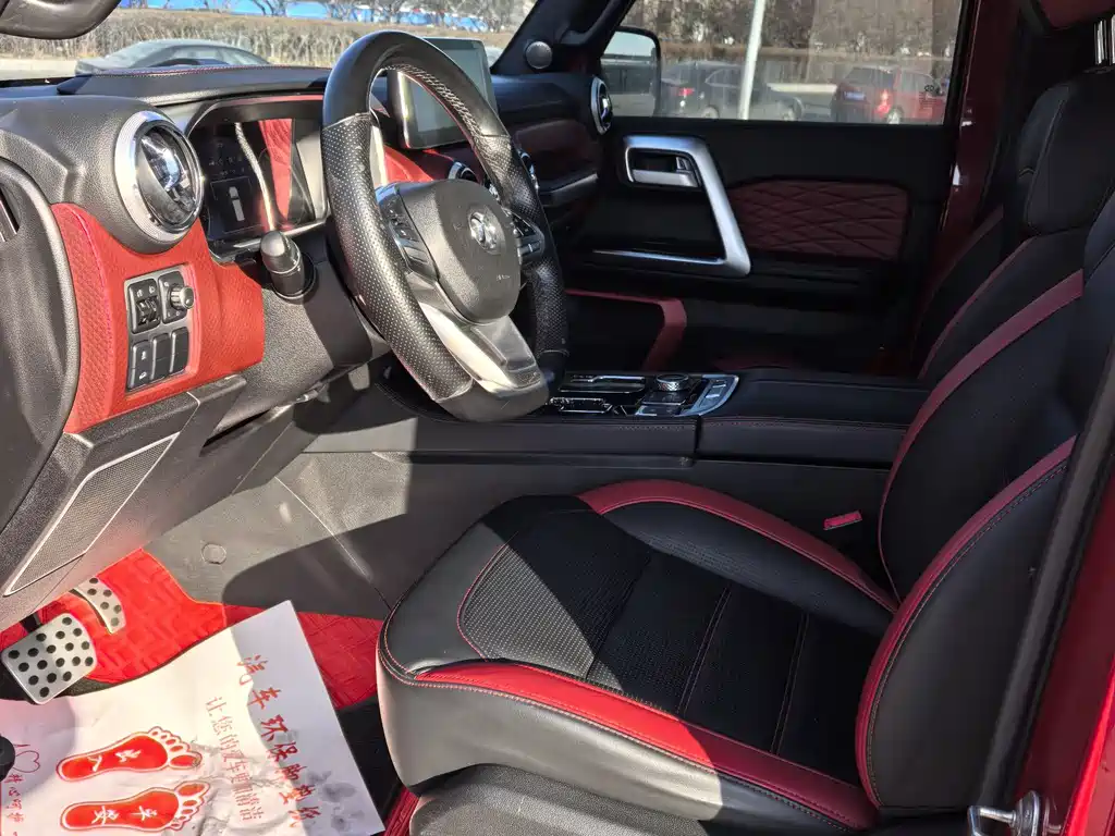 BAIC BJ40 PLUS 2.3 T Auto 4 WD Premium CN-VI