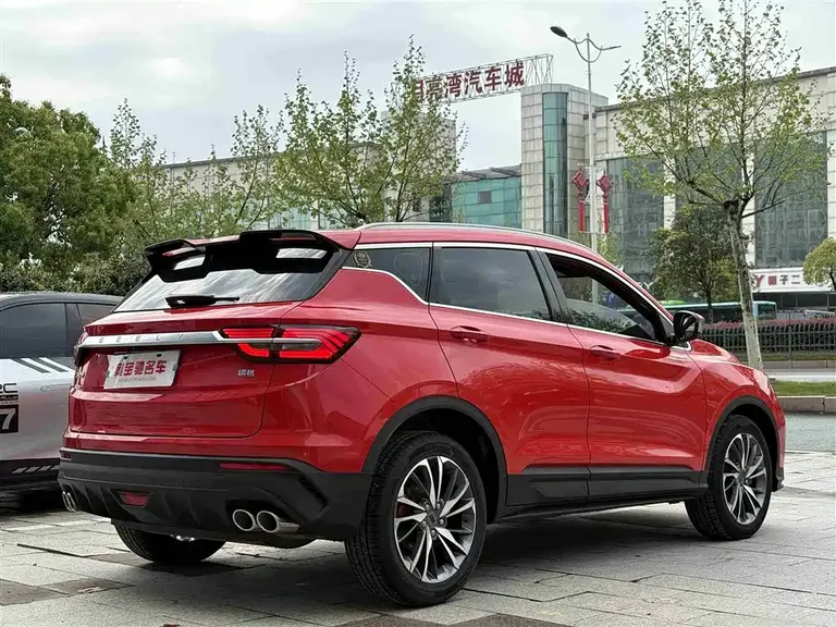 Geely Binyue 260 T DCT Knight CN-VI