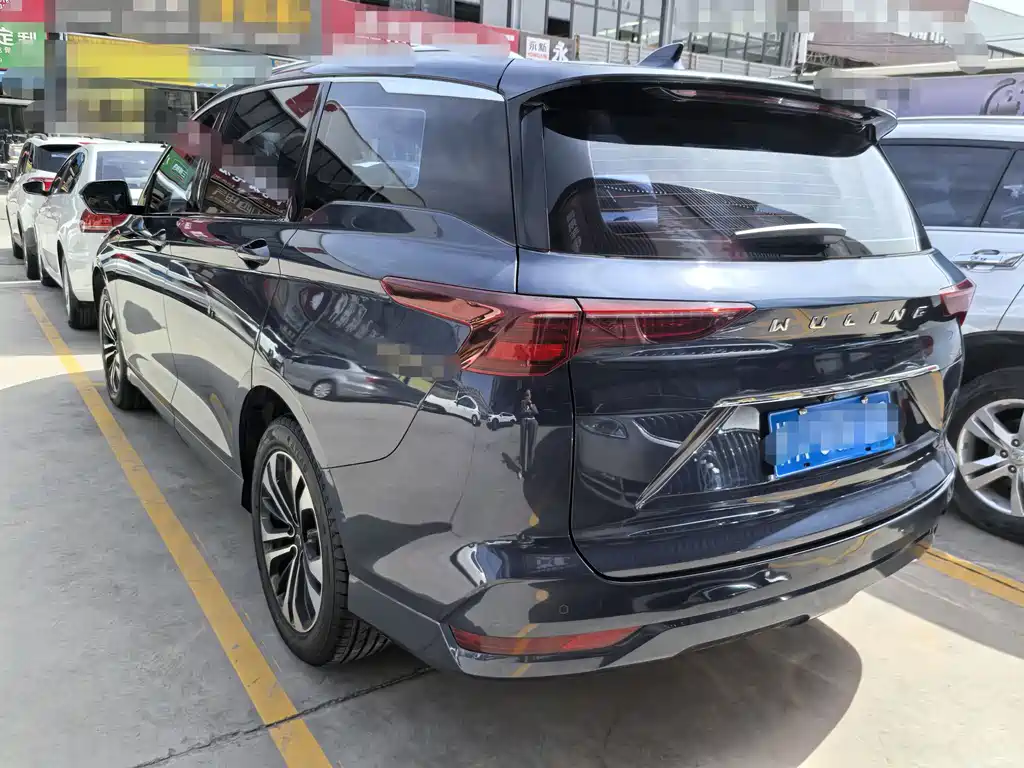 Wuling Victory 1.5 T CVT Flagship
