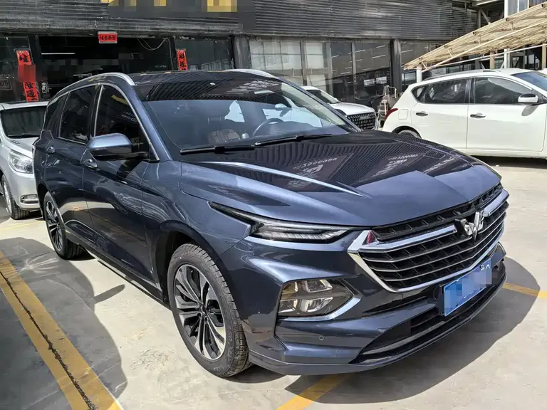 Wuling Victory 1.5 T CVT Flagship