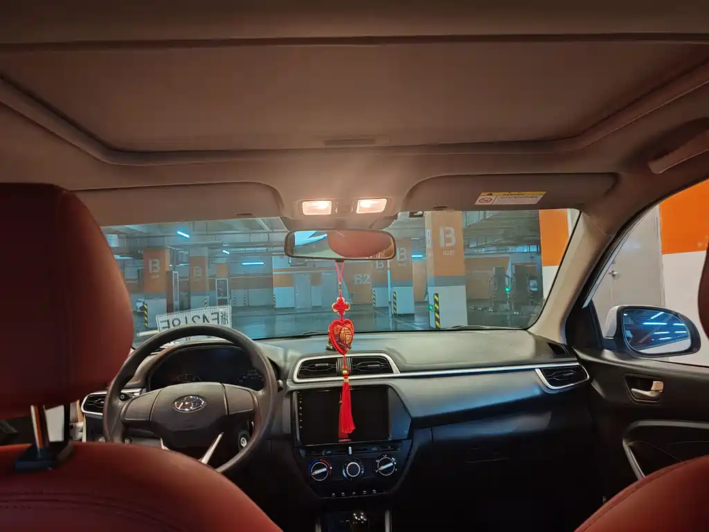 Accent 瑞纳 2017款 1.4 L 自动跃劲版 国VI