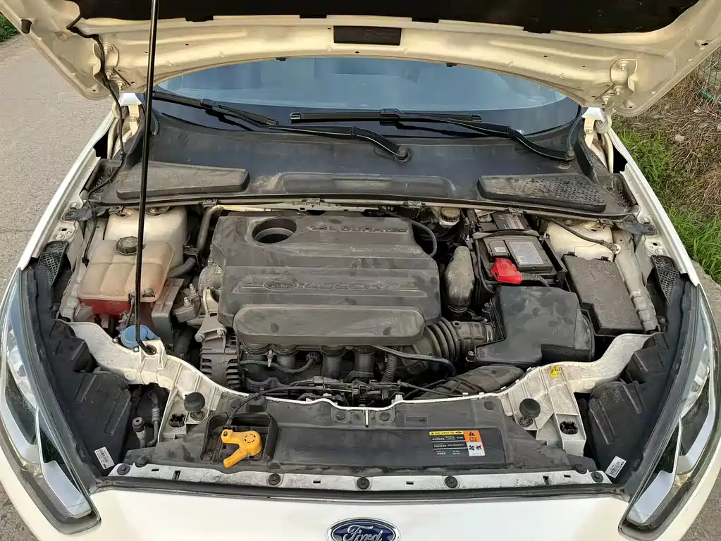 Escort Happy 1.5 L Auto Fashion