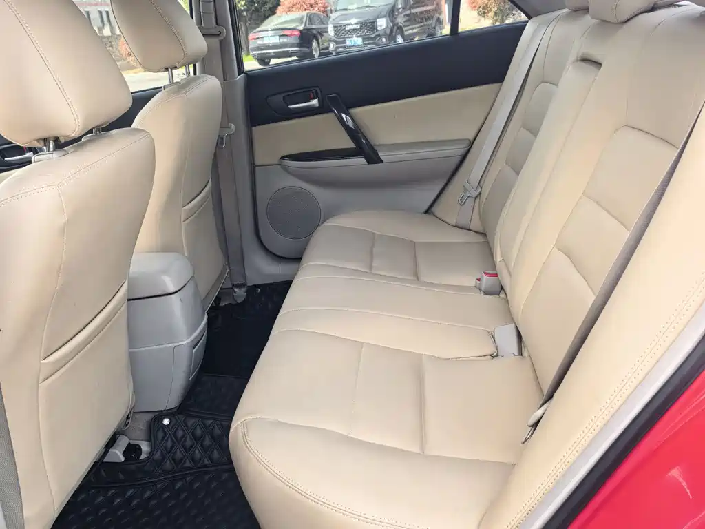 Mazda 6 2.0 L Auto Fashion
