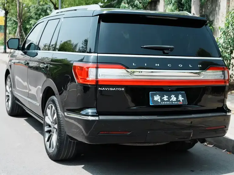Lincoln Navigator 3.5 T Honor Shine CN-VI