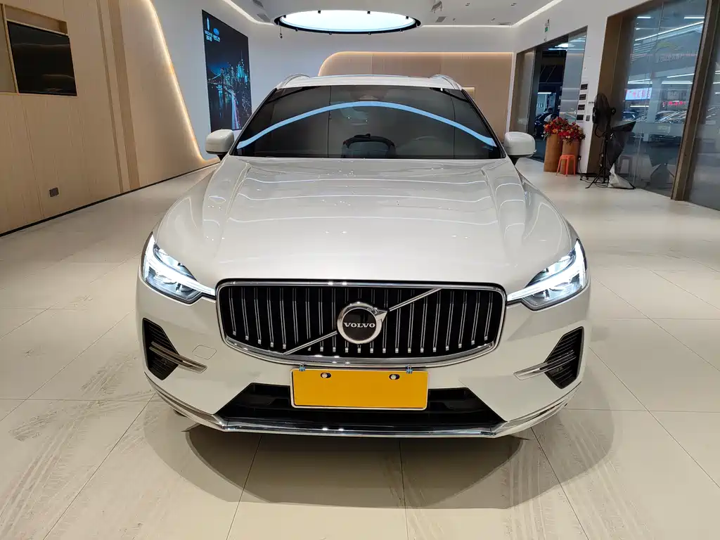 Volvo XC60 B5 4 WD Smart Vision Luxury