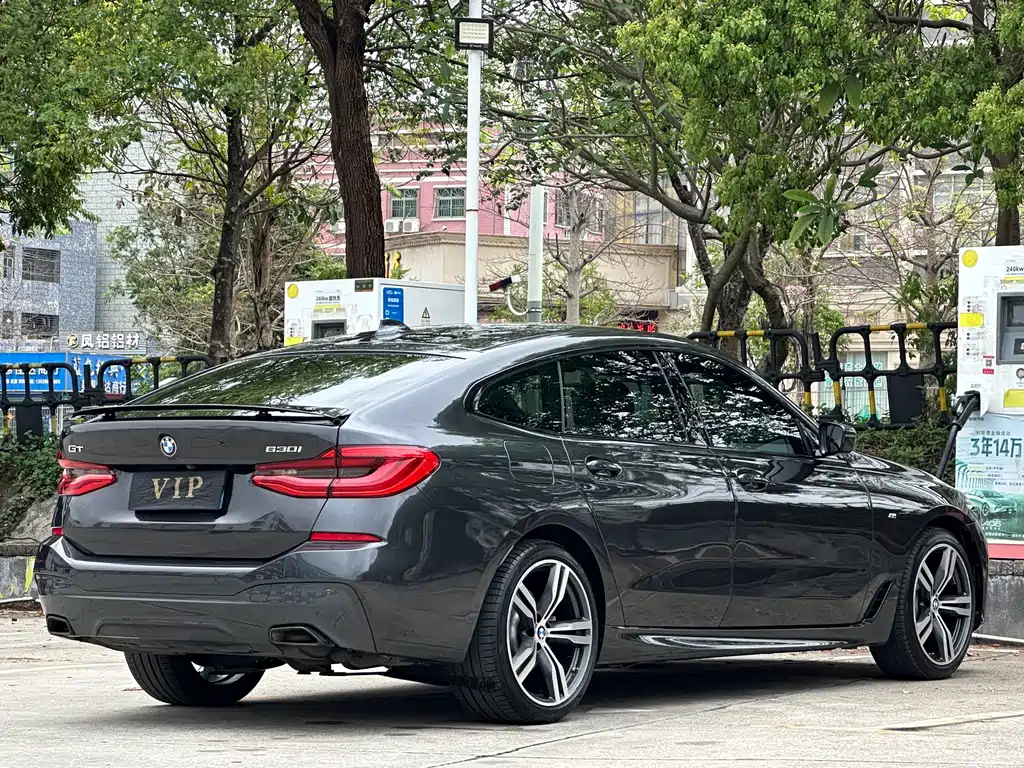BMW 6 Series GT 630 i M Sport Package