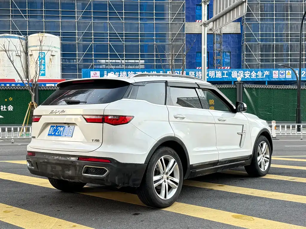 Zotye T700 1.8 T DCT Premium