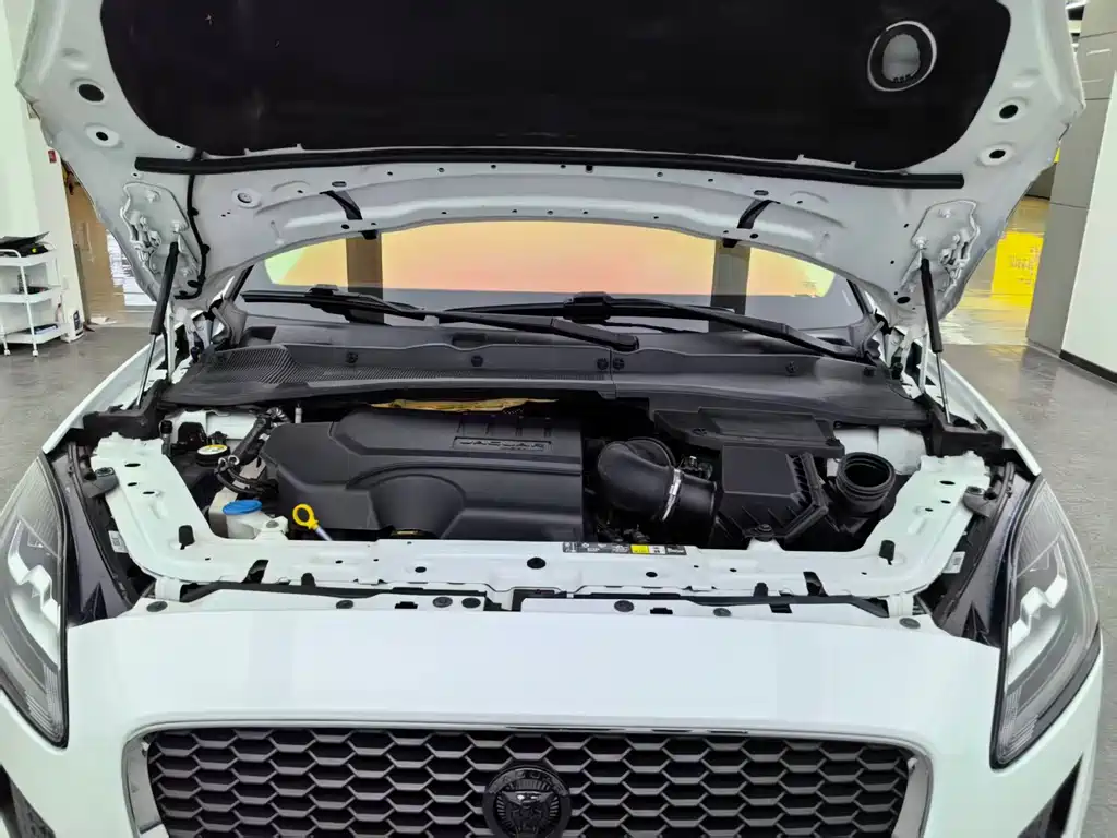 Jaguar E-PACE P200 S CN-V