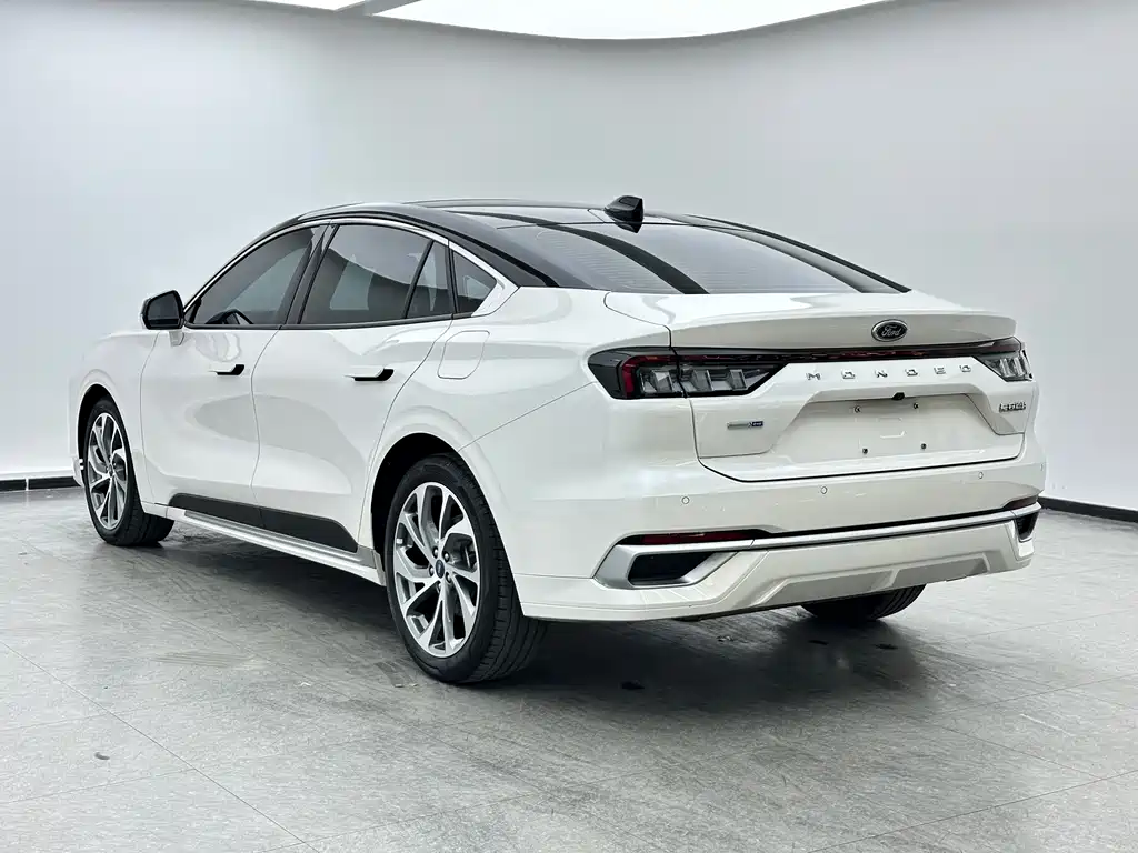 Mondeo Facelift EcoBoost 245 Supreme