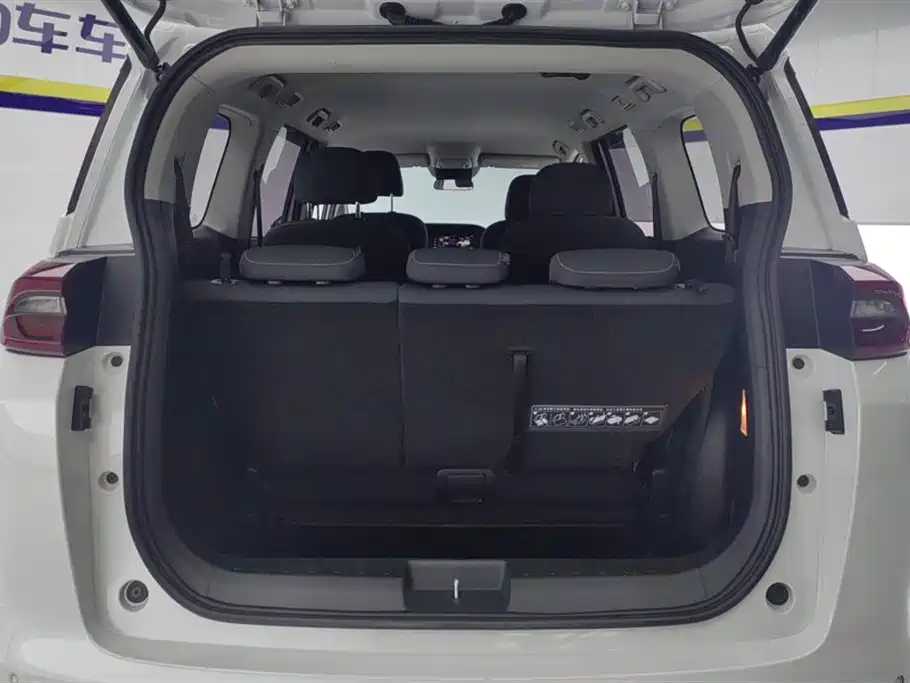 GAC Trumpchi M6 PRO 270 T DCT Elite