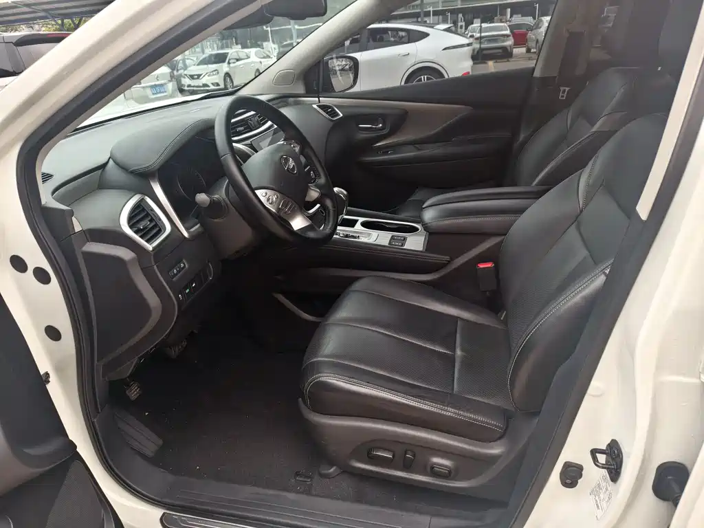 Murano 2.5 L XL 2 WD Connected Luxury