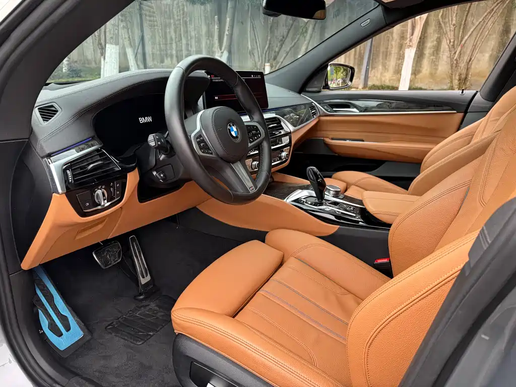 BMW 6 Series GT 630 i M Sport Package