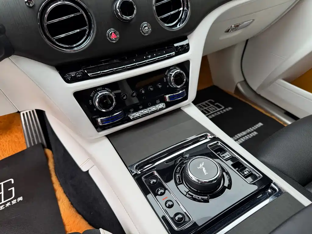 Ghost 6.7 T LWB Range
