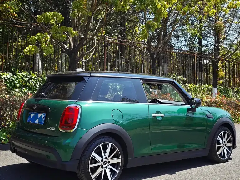MINI Facelift 1.5 T COOPER Artist