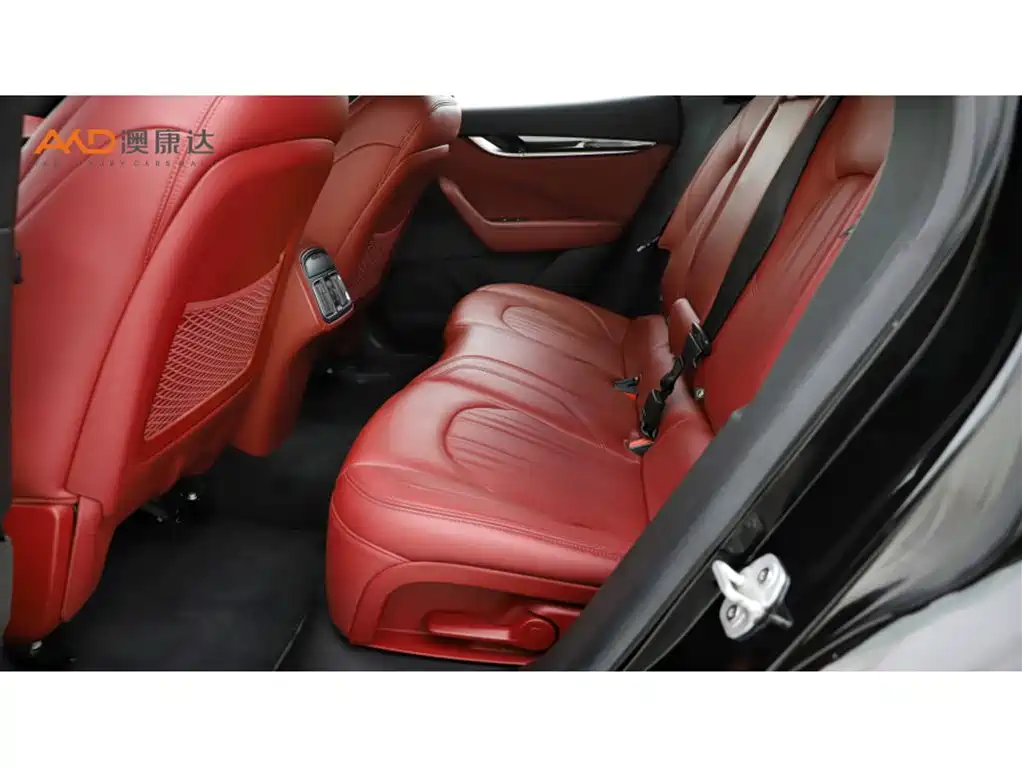 Levante Levante2016款 3.0 T S 标准型
