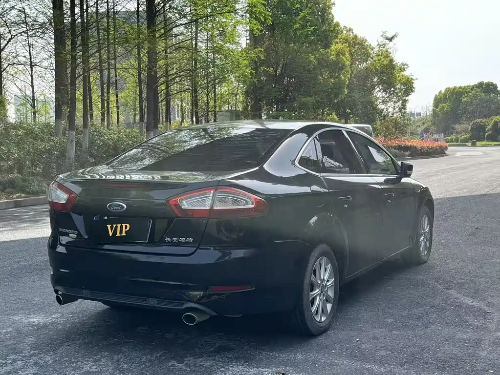 Mondeo (Zhisheng) 2.3 L Fashion