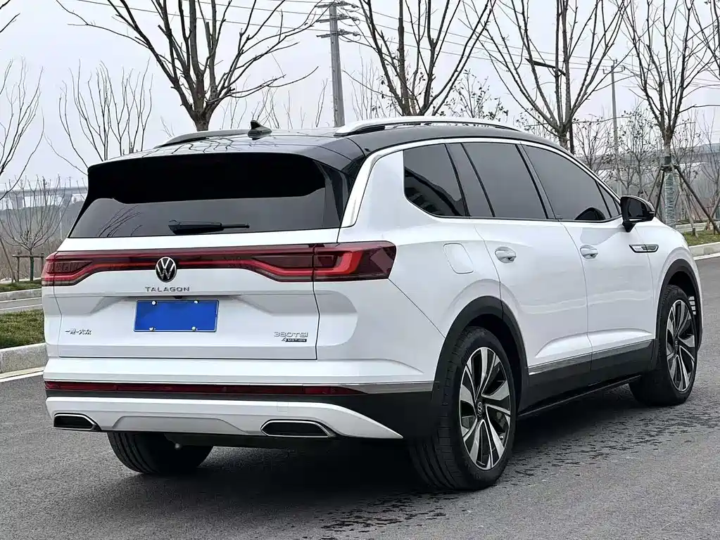 Talagon 380 TSI 4 WD Flagship Victory Realm 6-seat