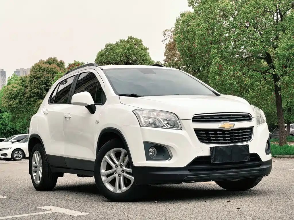 Tracker 1.4 T Auto 2 WD Comfort Sunroof