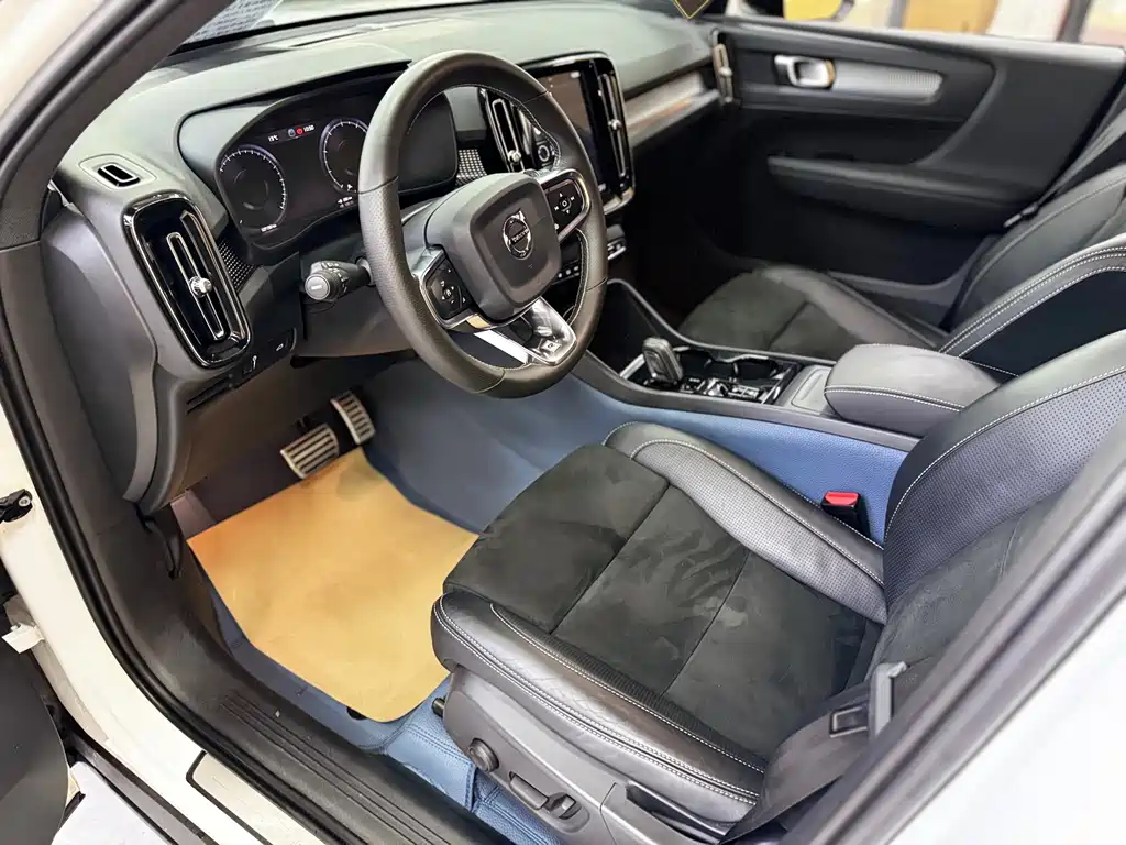 Volvo XC40 T4 4 WD Smart Vision Sport