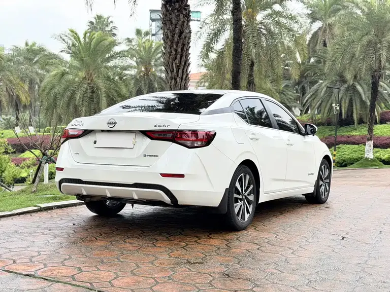 Nissan Sylphy Electric Drive e-POWER Super Connected PLUS
